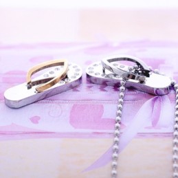 Divatos Kedves Ajándék Papucsok Titán Nyakláncok Medálok