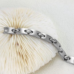 A Minőségi Egészség Királynője Titán Karkötő