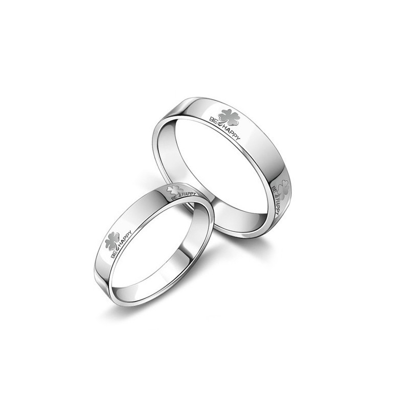 Ismert Kiváló Minőségű, Lóhere Alakú,  Bevonatú Titángyűrűjéről Szerelmeseknek