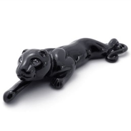 Fekete Oroszlán Titán Medál Strasszokkal